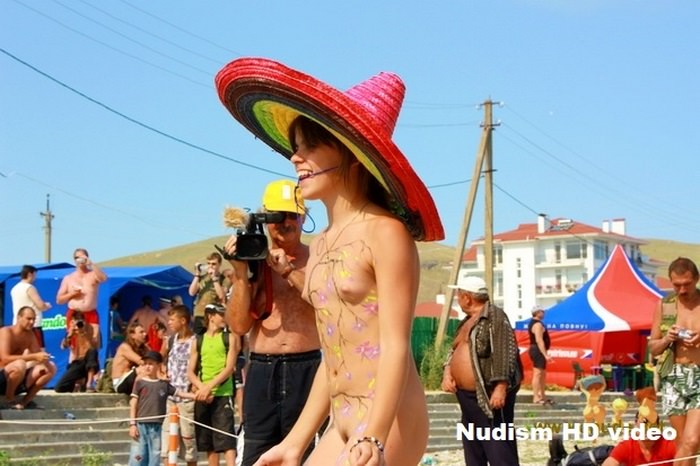 Neptune's feast celebrate a large group of nudists Purenudism HD video